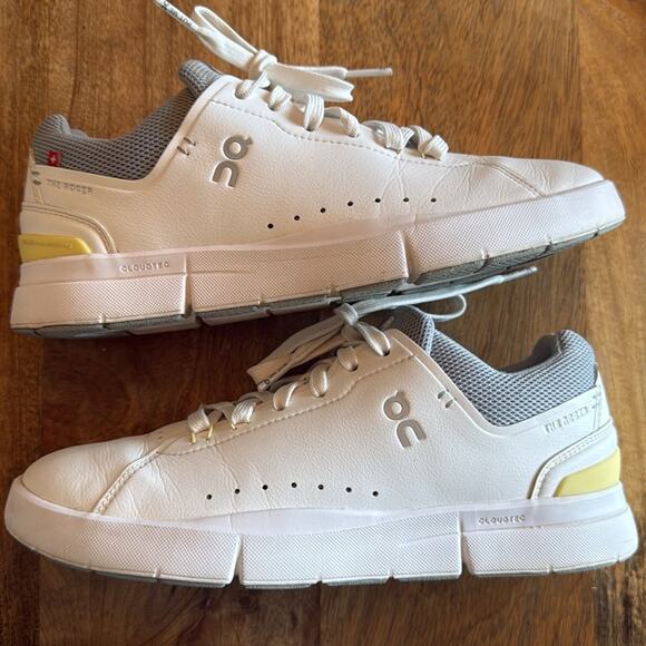 ON running Rodger advantage women’s size 7.5 - Picture 5 of 11